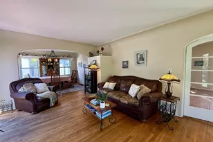 862-64 C Ave, Coronado, CA 92118 - Photo 11