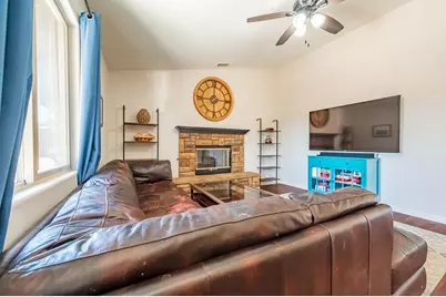  8361 Amador Avenue, Yucca Valley, CA 92284 - Photo 13