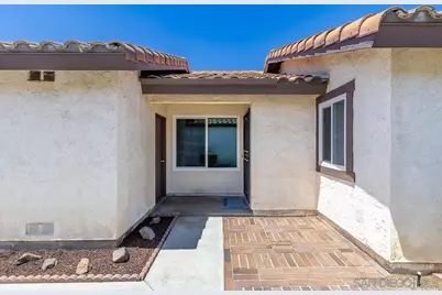  270 Smoke Tree Place, Oceanside, CA 92057 - Photo 11