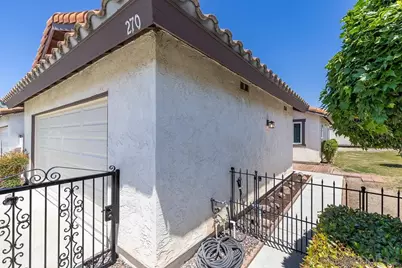  270 Smoke Tree Place, Oceanside, CA 92057 - Photo 9