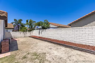  270 Smoke Tree Place, Oceanside, CA 92057 - Photo 13