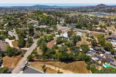  2004 Shire, El Cajon, CA 92019 - Photo 71