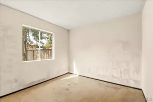 8824 Harlington Dr, San Diego, CA 92126 - Photo 21
