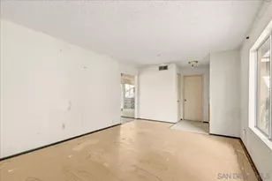 8824 Harlington Dr, San Diego, CA 92126 - Photo 15