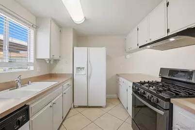  2012 E Mission Ave #11, Escondido, CA 92027 - Photo 9