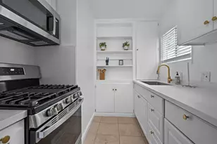 1566 Reed Ave, San Diego, CA 92109 - Photo 17