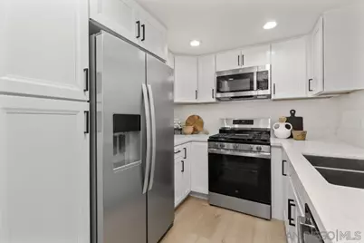  761 Brookstone #102, Chula Vista, CA 91913 - Photo 5