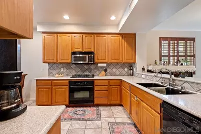  8791 Tribeca Circle, San Diego, CA 92123 - Photo 5