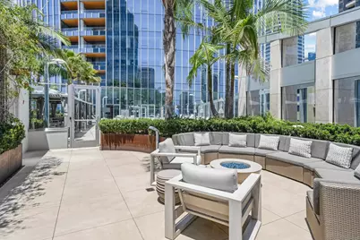  888 W E Street #1403, San Diego, CA 92101 - Photo 51