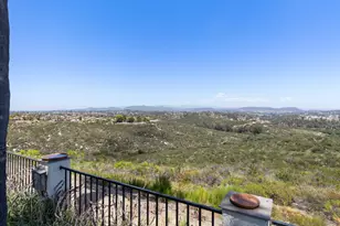 2099 White Birch Dr, Vista, CA 92081 - Photo 31