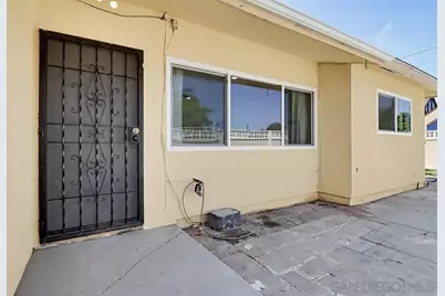  3095 L St, San Diego, CA 92102 - Photo 7