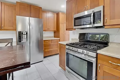  3095 L St, San Diego, CA 92102 - Photo 17