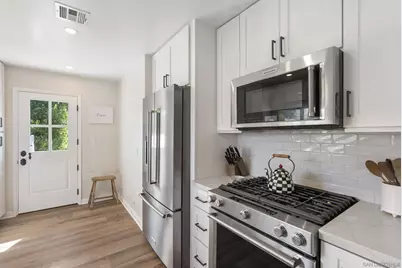  4454 Bertha Ct, San Diego, CA 92117 - Photo 13