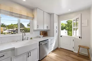 4454 Bertha Ct, San Diego, CA 92117 - Photo 11