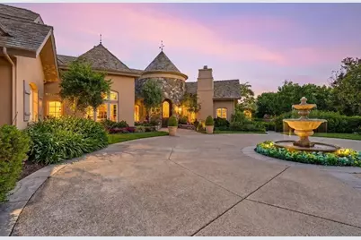  6253 Clubhouse Drive, Rancho Santa Fe, CA 92067 - Photo 11