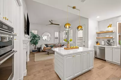  7139 Surfbird Cir, Carlsbad, CA 92011 - Photo 5