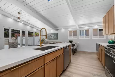  5556 Baja Dr, San Diego, CA 92115 - Photo 3