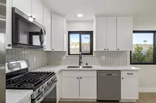 3129 Emerson St, San Diego, CA 92106 - Photo 9