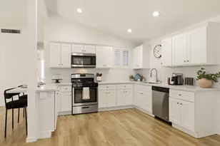6636 Bisby Lake, San Diego, CA 92119 - Photo 9