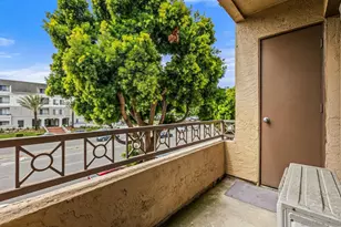 8889 Caminito Plaza Centro, San Diego, CA 92122 - Photo 13