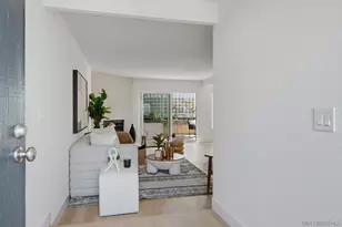 8067 Caminito Mallorca, La Jolla, CA 92037 - Photo 5