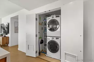 888 W E St, San Diego, CA 92101 - Photo 33