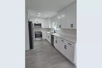  8430 Hydra Lane, San Diego, CA 92126 - Photo 3
