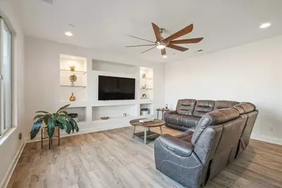  1517 Leonis Pl, Vista, CA 92083 - Photo 13