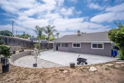  267 Hannalei Dr, Vista, CA 92083 - Photo 27