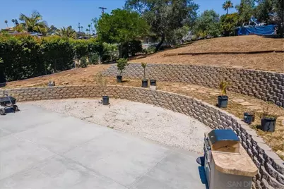 267 Hannalei Dr, Vista, CA 92083 - Photo 25