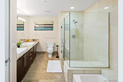  1262 Kettner Blvd #2002, San Diego, CA 92101 - Photo 17