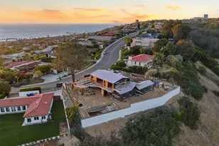 8115 Prestwick, La Jolla, CA 92037 - Photo 23