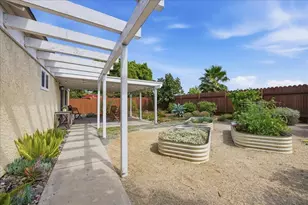 7843 Jade Coast Rd, San Diego, CA 92126 - Photo 21