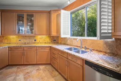  5383 Chelsea #201, La Jolla, CA 92037 - Photo 19