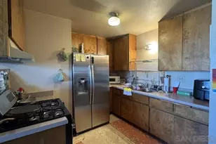 3006 Chamoune, San Diego, CA 92105 - Photo 3