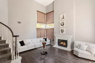 23746 Via Segovia, Murrieta, CA 92562 - Photo 5