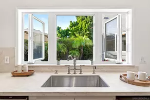 1820 Bienvenida Cir, Carlsbad, CA 92008 - Photo 11