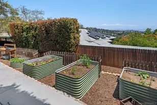 8865 Country Club Pl, Spring Valley, CA 91977 - Photo 45