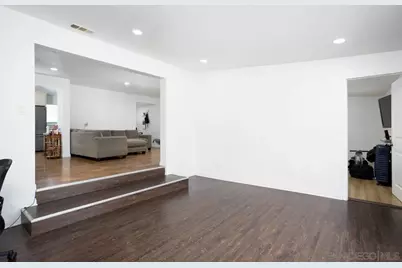  71 E L Street, Chula Vista, CA 91911 - Photo 9