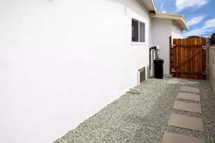 71 E L St, Chula Vista, CA 91911 - Photo 31