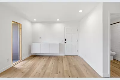  1092 Fresno St #4, San Diego, CA 92110 - Photo 7