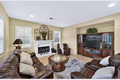  2555 N Trail Court, Chula Vista, CA 91914 - Photo 17
