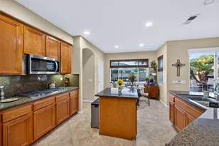 2555 N Trail Ct, Chula Vista, CA 91914 - Photo 15
