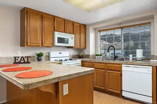 2435 Heatherwood Ct, Escondido, CA 92026 - Photo 17