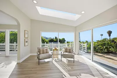  7202 Via Capri, La Jolla, CA 92037 - Photo 17