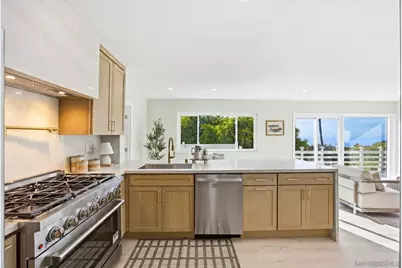  7202 Via Capri, La Jolla, CA 92037 - Photo 7