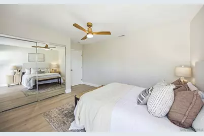  7202 Via Capri, La Jolla, CA 92037 - Photo 23
