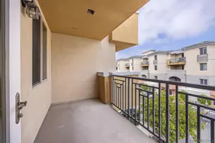3877 Pell Pl, San Diego, CA 92130 - Photo 17