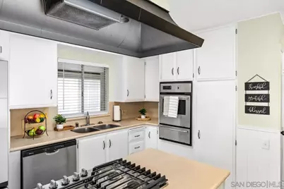  7008 San Bartolo Street #27, Carlsbad, CA 92011 - Photo 9