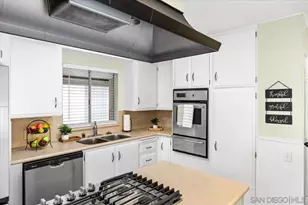 7008 San Bartolo St, Carlsbad, CA 92011 - Photo 9